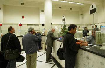 Μεγάλη αύξηση των ακάλυπτων επιταγών τον Μάρτιο