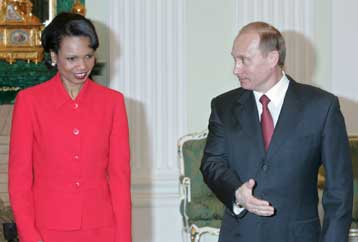 Οι δημοκρατικές «επιδόσεις» της Ρωσίας στο στόχαστρο της Κοντολίζα Ράις