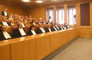 Διαξιφισμοί μεταξύ των μελών του ΣτΕ και του Γ.Σουφλιά