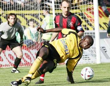 Σε μία από τρεις μειώθηκε η ποινή του παίκτη του Αρη, Κουεμάχα