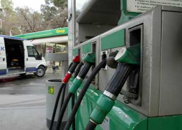 Εκτεταμένη νοθεία στα καύσιμα διαπιστώνει έρευνα του Πολυτεχνείου