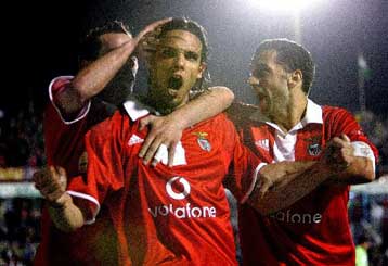 Στους τελικούς του Κυπέλλου των χωρών τους Μπενφίκα και Αϊντχόφεν