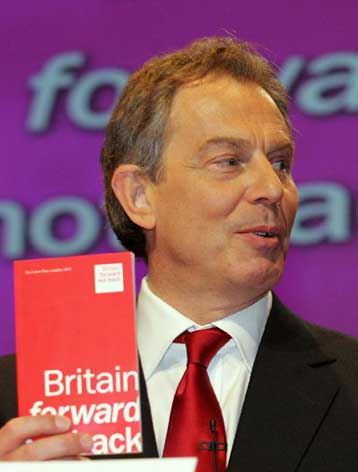 Το «τρομερό παιδί» των Εργατικών που θέλει την τρίτη θητεία