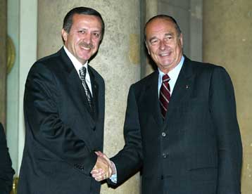 Κάλεσμα Ερντογάν στη Γαλλία να κρατήσει την Τουρκία έξω από τη μάχη για το «ναι»