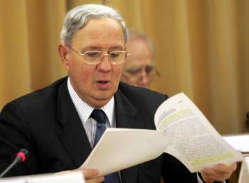 Επιβράδυνση της ανάπτυξης της ελληνικής οικονομίας στο 2,8% «βλέπει» η ΤτΕ