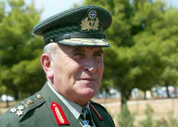 Γραπτές εξηγήσεις έδωσε το ΓΕΣ στην Τουρκία για το περιστατικό στη Σχολή Ευελπίδων