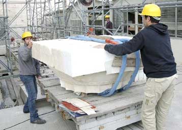 Απλήρωτοι οι συμβασιούχοι στα αναστηλωτικά έργα της Ακρόπολης