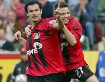 Η Λεβερκούζεν 2-1 την Βέρντερ, «φουντώνει» η μάχη για το… σεντόνι