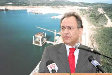 Επίσκεψη Σιούφα στο λιμάνι του Αστακού