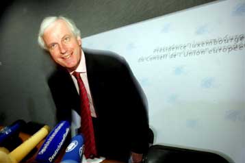 Να θυμηθεί η Τουρκία το καθήκον της για τη Γενοκτονία των Αρμενίων ζητά ο Μπαρνιέ