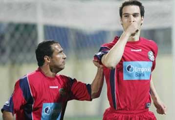 Ενθουσιώδης παρουσία φιλάθλων στην προπόνηση της Ξάνθης, πριν το βήμα για τον τελικό