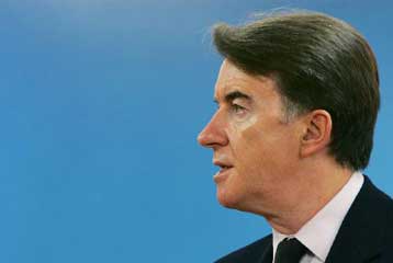 Έρευνα της Κομισιόν για τις εισαγωγές κινεζικών κλωστοϋφαντουργικών προϊόντων