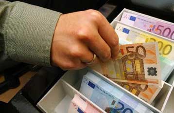 Δύο καινοτομίες στο νομοσχέδιο για το «ξέπλυμα χρήματος»