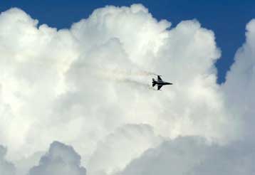 Συμφωνία αναβάθμισης των μαχητικών F-16 υπέγραψε η Τουρκία με τις ΗΠΑ