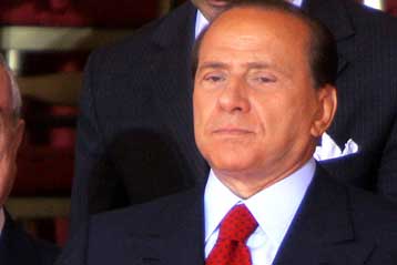 Ιταλοί εισαγγελείς ζητούν εκ νέου την παραπομπή Μπερλουσκόνι σε δίκη