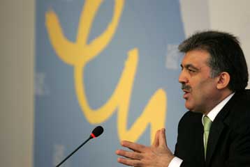 Απορρίπτει η Τουρκία την έκκληση Μπαρνιέ για αναγνώριση της Γενοκτονίας των Αρμενίων