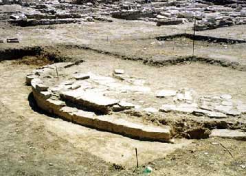 Το λιμάνι του Θησέα έκρυβαν τόνοι μπάζων στο Παλαιό Φάληρο