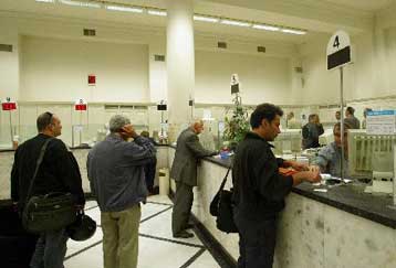 Στα ύψη η ζήτηση για εορτοδάνεια – Χρέη πάνω από 125 εκατ. ευρώ