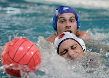 Εθνικός και Ολυμπιακός θα διεκδικήσουν τον τίτλο, απέκλεισαν Χίο και Πανιώνιο