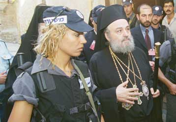 Ξέσπασμα Ειρηναίου για όσα του καταμαρτυρούνται για τις πωλήσεις γης του Πατριαρχείου