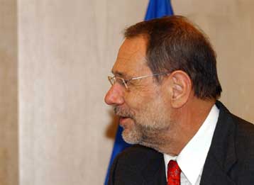 «Ναι μεν, αλλά» από ΕΕ στη ρωσική πρόταση για ειρηνευτική διάσκεψη για το Μεσανατολικό