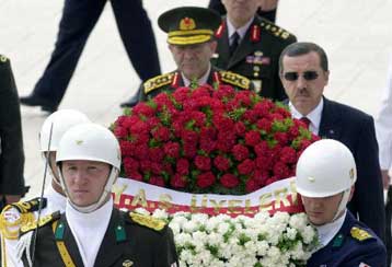 Να μην ανοίξει η Θεολογική Σχολή της Χάλκης ζητά το τουρκικό Γενικό Επιτελείο