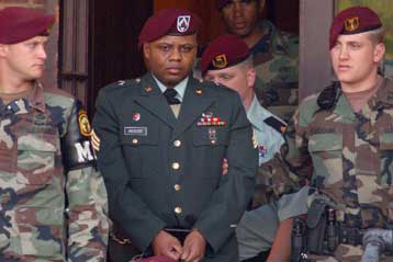 Εις θάνατον καταδικάστηκε Αμερικανός στρατιώτης για τη δολοφονία δύο συναδέλφων του