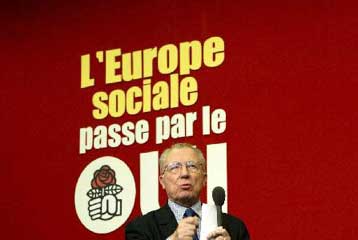 Πιθανότητα δεύτερου δημοψηφίσματος για το Ευρωσύνταγμα στη Γαλλία «βλέπει» ο Ντελόρ