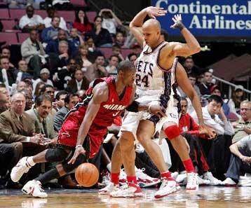 Συναρπαστική νίκη στη δεύτερη παράταση για τους Μαϊάμι Χιτ