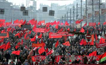 Συγκεντρώσεις και διαδηλώσεις σε όλο τον κόσμο για την Εργατική Πρωτομαγιά