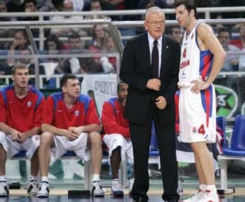 Ο Ομπράντοβιτς πάει να… κλέψει το τρόπαιο της Euroleague, λέει ο Παπαλουκάς