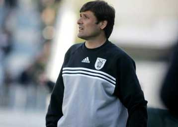 Ένας ματς σαν όλα τα άλλα, λέει για το ντέρμπι με τον Παναθηναϊκό ο Καραγεωργίου