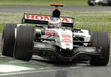 Την αποβολή της BAR από το Παγκόσμιο πρωτάθλημα F1 ζήτησε η FIA