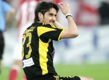 Από αμυγδαλίτιδα ταλαιπωρείται ο Λυμπερόπουλος-Ατομικό πρόγραμμα Κατσουράνης, Σοάρες