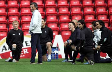 Ο Μουρίνιο αποδέχθηκε πρόταση της Τσέλσι για πενταετές συμβόλαιο