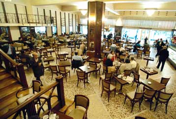 Νέα επιδοτούμενα προγράμματα για Εμπόριο και Υπηρεσίες σχεδιάζει ο ΕΟΜΜΕΧ