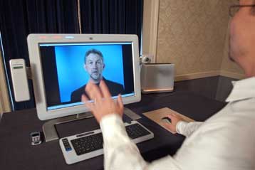 H Microsoft προσφέρει το πλεόνασμα της τεχνογνωσίας της