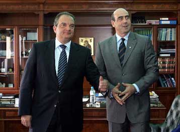 Τη σύσταση εξεταστικής επιτροπής για το C4I μελετά η κυβέρνηση