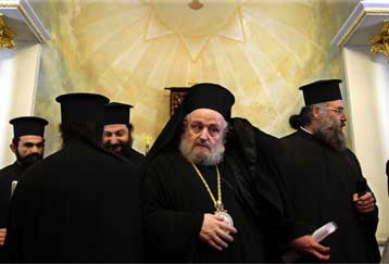 Έκπτωτο κηρύσσουν oι συνοδικοί αρχιερείς τον Πατριάρχη Ειρηναίο