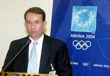 Παραιτήθηκαν ο γενικός γραμματέας Εμπορίου και ο πρόεδρος του ΔΣ του ΕΟΜΜΕΧ