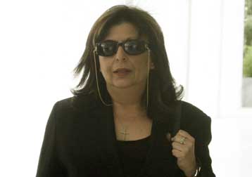 Με αποκαλύψεις για ανάμειξη δικαστών με ναρκωτικά φέρεται να απειλεί η Αντ.Ηλία