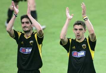 Στην αποστολή της ΑΕΚ Κατσουράνης, Λυμπερόπουλος-Ίσως τους προφυλάξει ο Σάντος