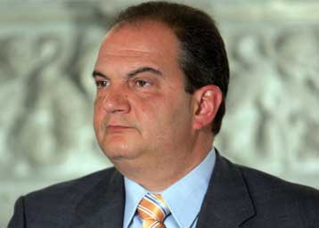 Εντός του καλοκαιριού αναμένεται να προχωρήσει σε ανασχηματισμό ο Κ.Καραμανλής