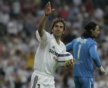 Σε τροχιά Champions League η Μπέτις, περίπατος της Ρεάλ