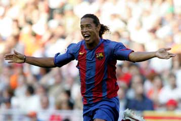 Η Μπαρτσελόνα 2-0 στην Βαλένθια και θέλει τρεις βαθμούς για να «κλειδώσει» τον τίτλο