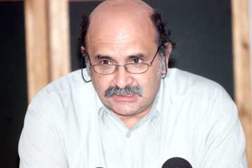 Αντιδρά η ΟΛΜΕ στην εγκύκλιο του ΥΠΕΠΘ για την Πρωτομαγιά