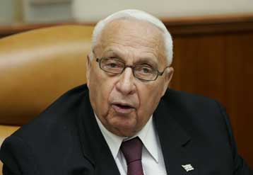 Ο Σαρόν επιβεβαιώνει την καθυστέρηση στην έναρξη της αποχώρησης από τη Γάζα