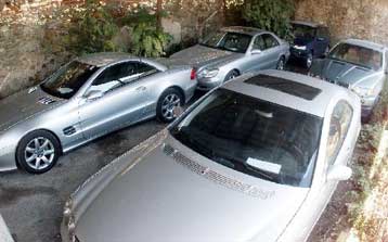 Στα ίχνη κυκλώματος λαθρεμπορίας πολυτελών αυτοκινήτων το ΣΔΟΕ