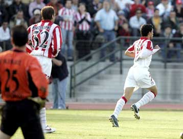 Ο Σούρερ θέλει να μείνει στον Ολυμπιακό, εφόσον θα παίζει-Ακόμα περιμένει ο Ζιοβάνι