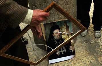 Independent για την κρίση στο Πατριαρχείο με τίτλο «αυτός που πούλησε την Ιερουσαλήμ»